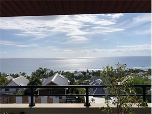 t4 à la vente -   97434  SAINT GILLES LES BAINS, surface 10 m2 vente t4 - UBI464646242